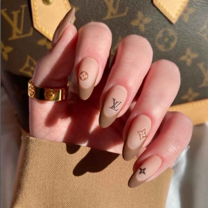 Mẫu nail 05